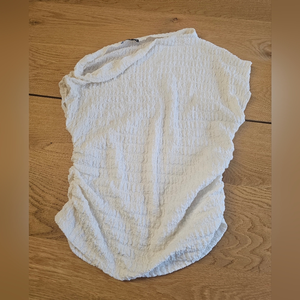 Zara Off-White Textured Top - Picture 2 of 3